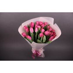 Букет 25 рожевих тюльпанів Букет 25 рожевих тюльпанів